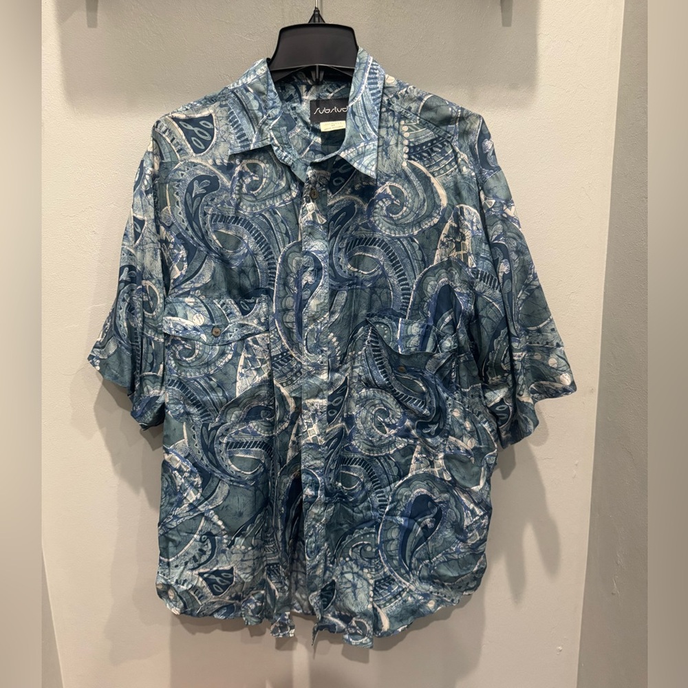 Men’s Hawaiian button up shirt